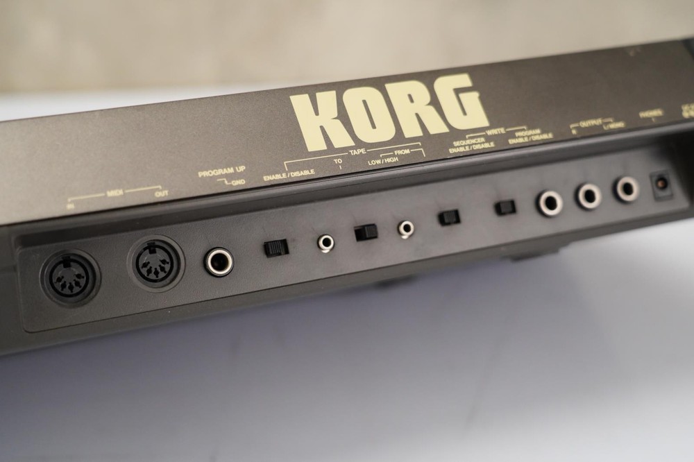 Korg Poly-800 Polyphonic Synthesizer w/ Filter Mods & Original Box #56009