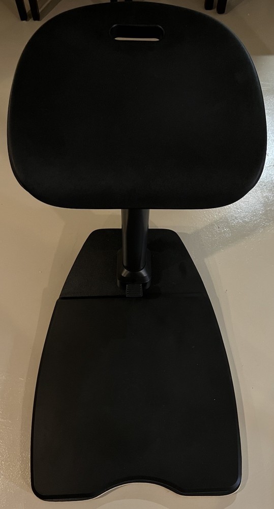 Ergonomic Leaning Perch Chair￼