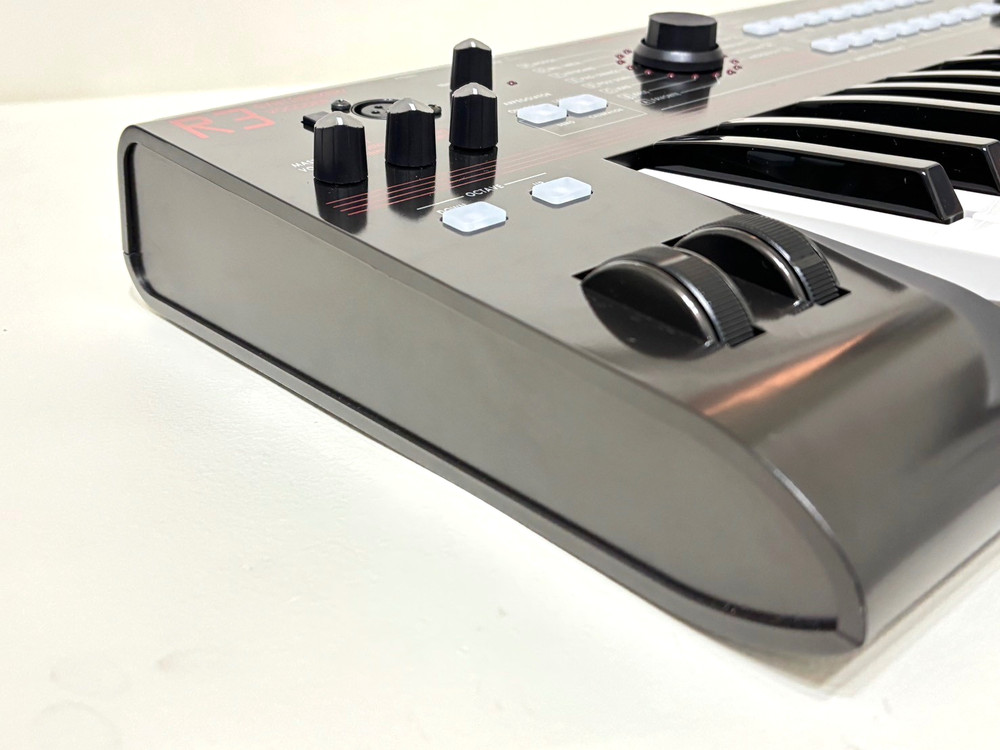KORG R3 Keyboard Analog Modeling Synthesizer From Japan