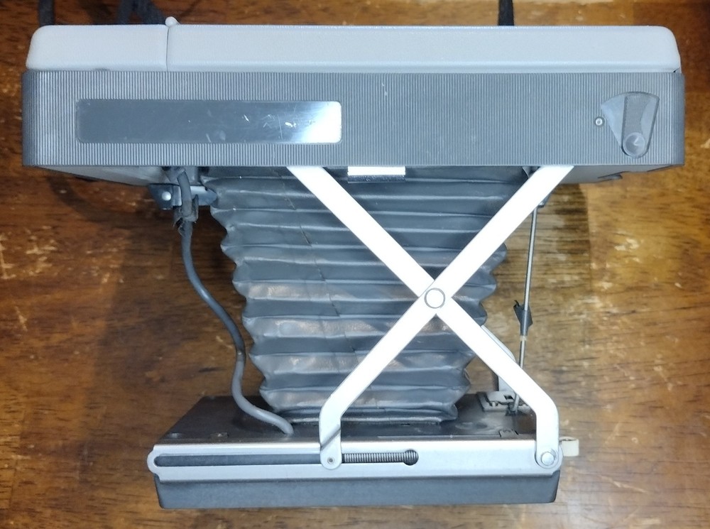Vtg Polaroid 103 Automatic Land Camera UNTESTED