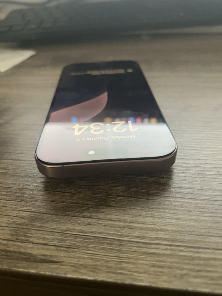 Apple iPhone 16 Pro - 128GB - Unlocked