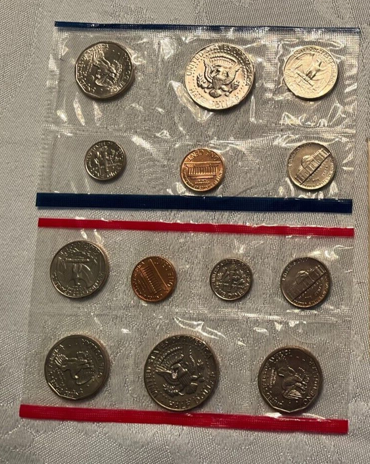 1981 US Mint Set Original Mint Packaging 13 Coins