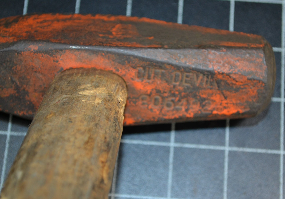 CUT DEVIL - #8064-26 - COLD CHISEL WITH THE ORIGINAL HANDLE