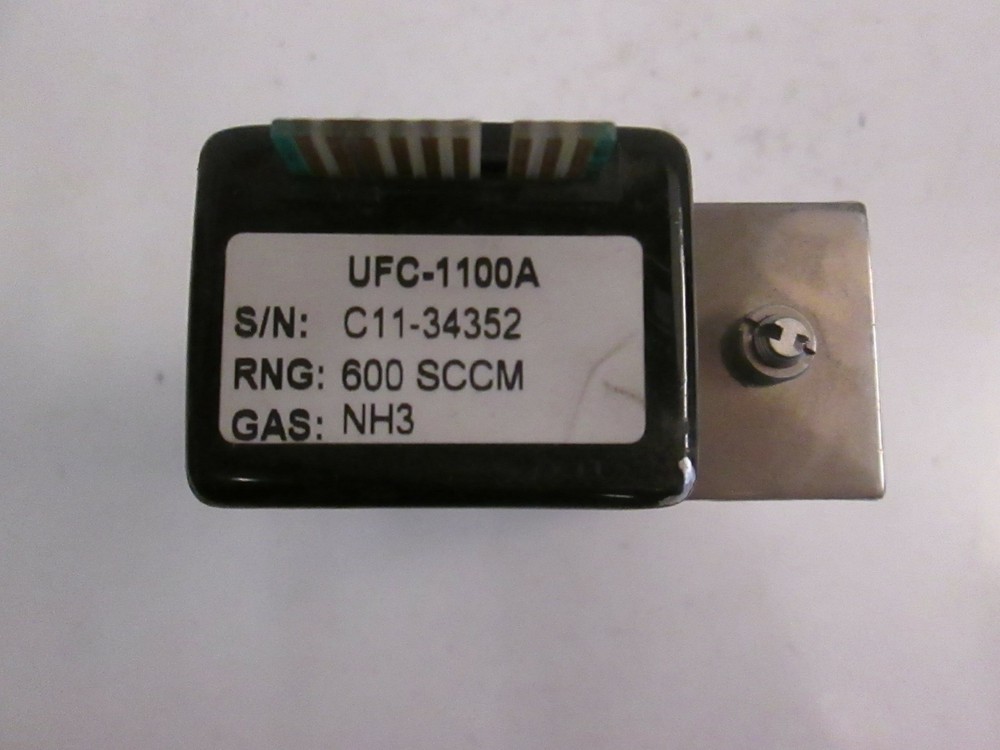 Unit UFC-1100A Mass Flow Controller MFC, NH3, 600 SCCM