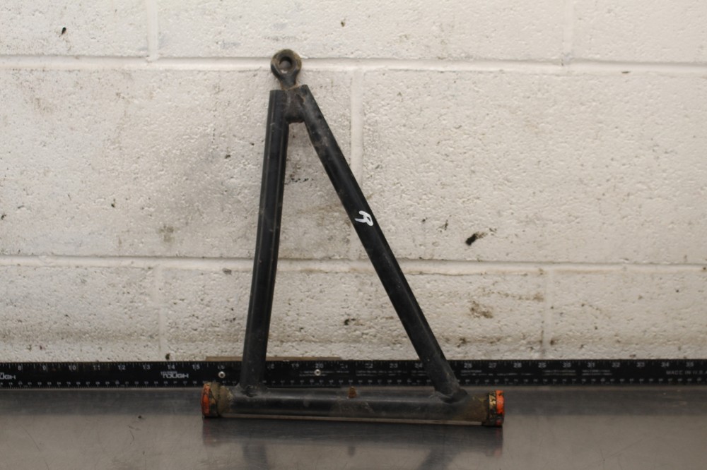 1998 Polaris Xpress 300 FRONT LOWER RIGHT CONTROL A ARM C434
