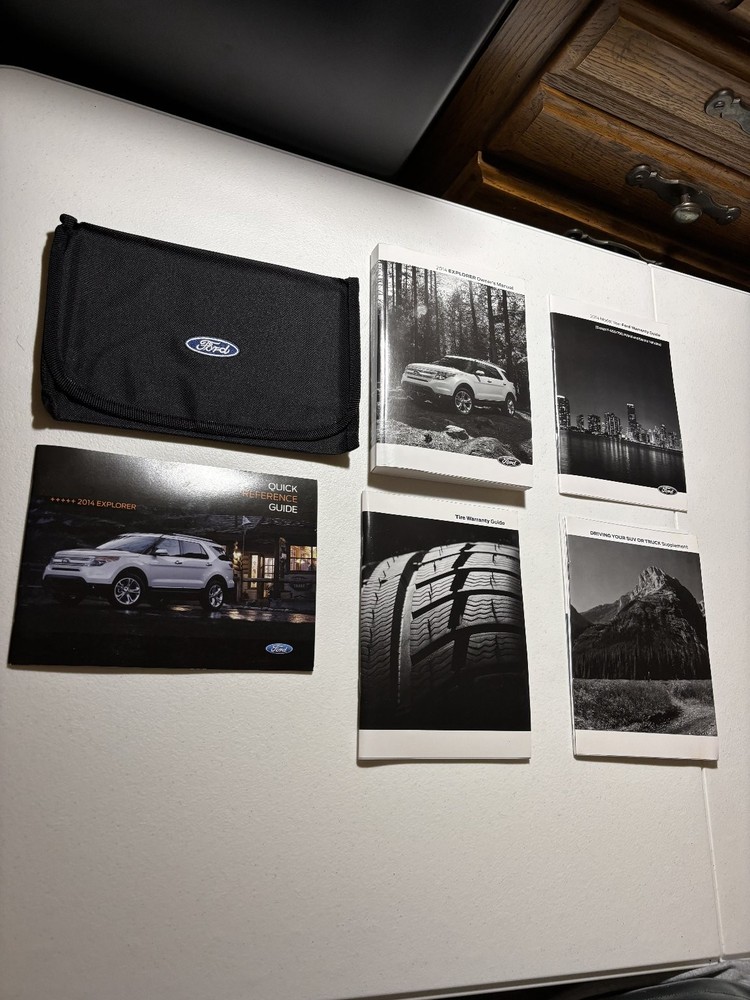 2014 Ford Explorer Owner's Manual OEM Set