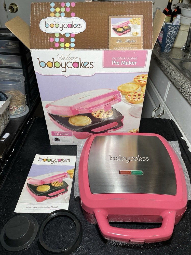 Babycakes Pie Maker PM-54S Clean