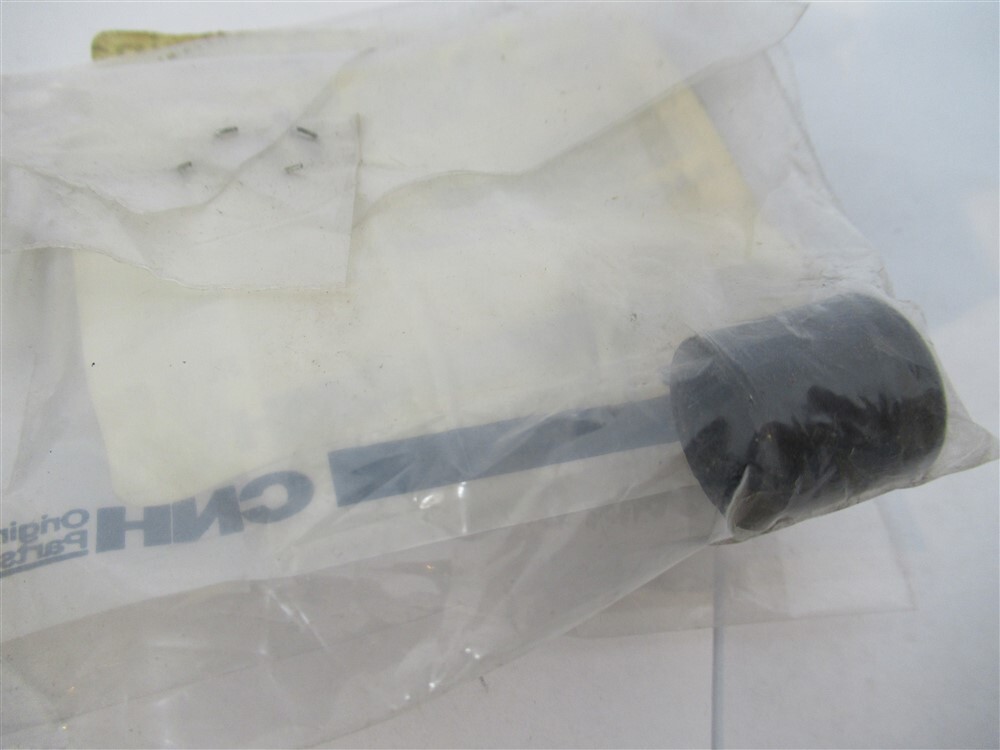 CNHi 85817442 , Bushing