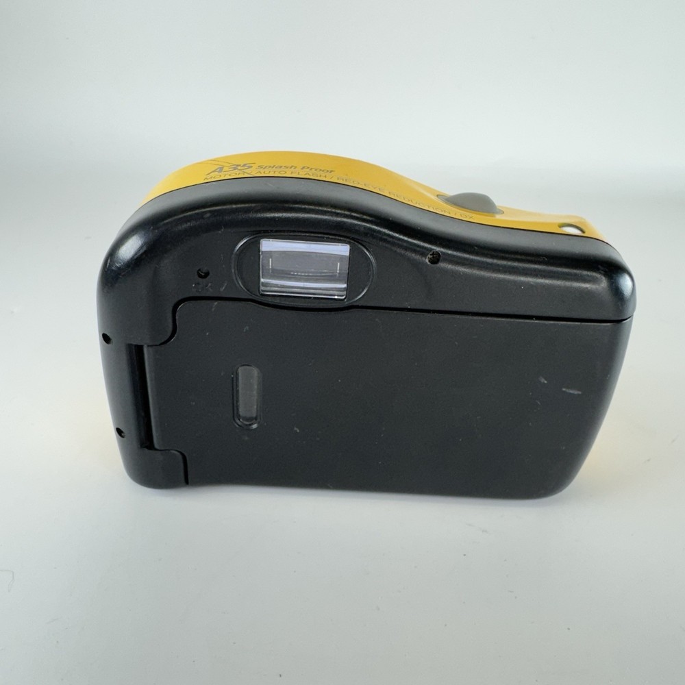 Vivitar A35 Splash Proof Waterproof Camera
