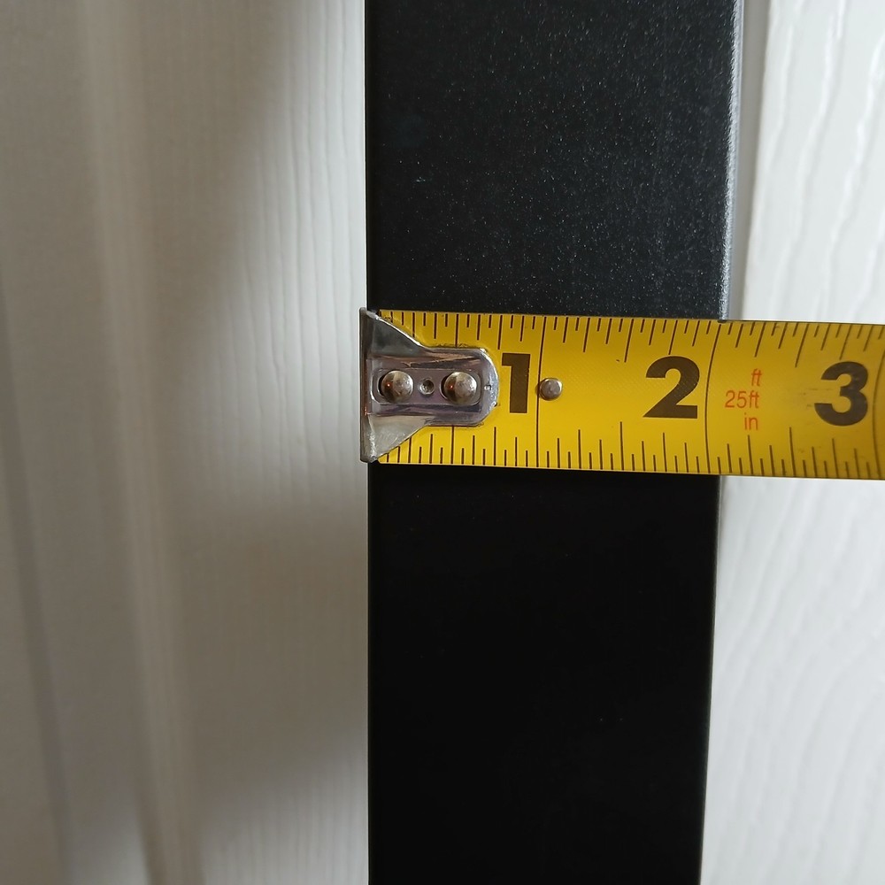 APC AP7530 Basic Rack-Mount PDU - Power Distribution Strip.