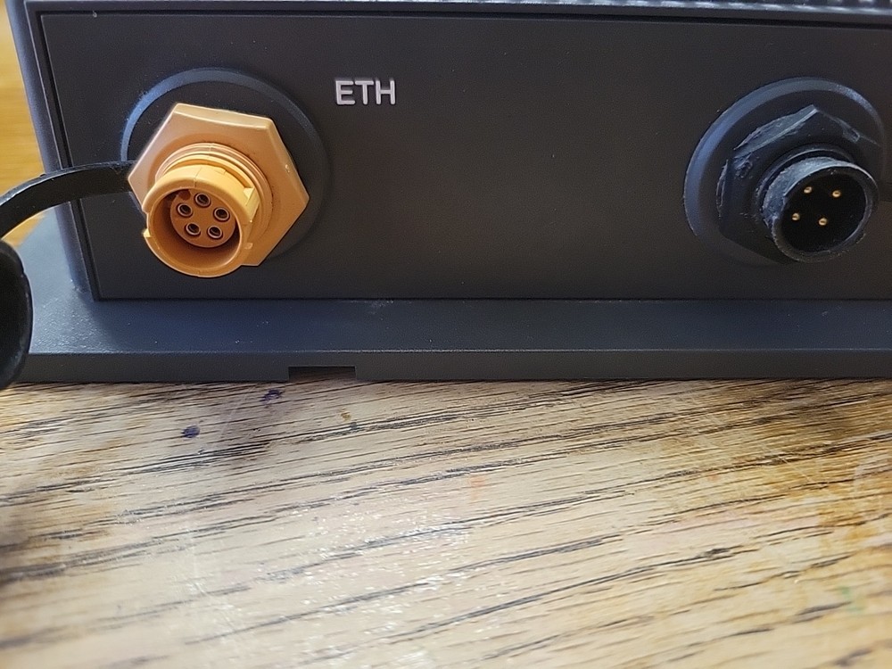 Lowrance Broadband Sounder-1