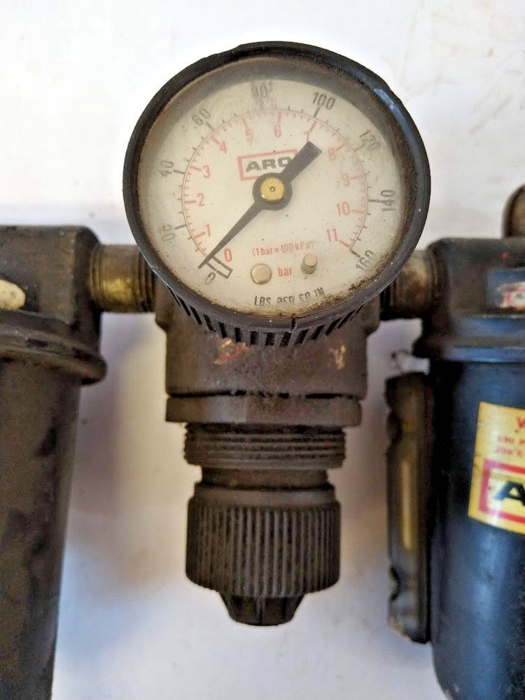 ARO Filter Regulator Lubricator Combination Unit