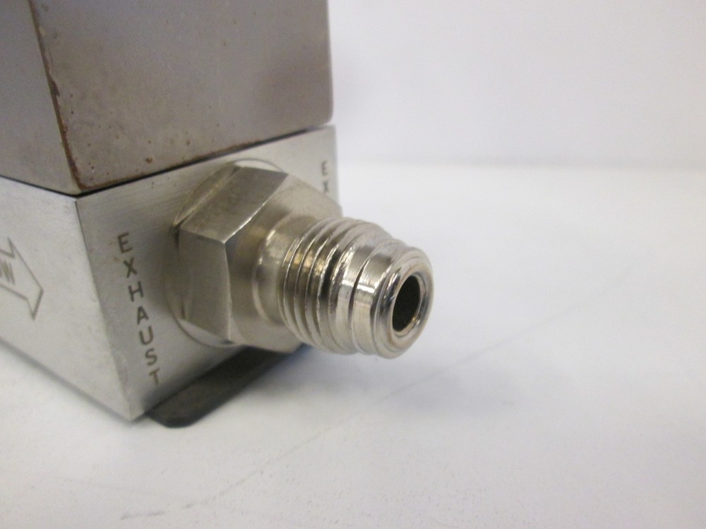 Unit Instruments, UFC-1100A, Mass Flow Controller, 10 SLPM, N2, Used