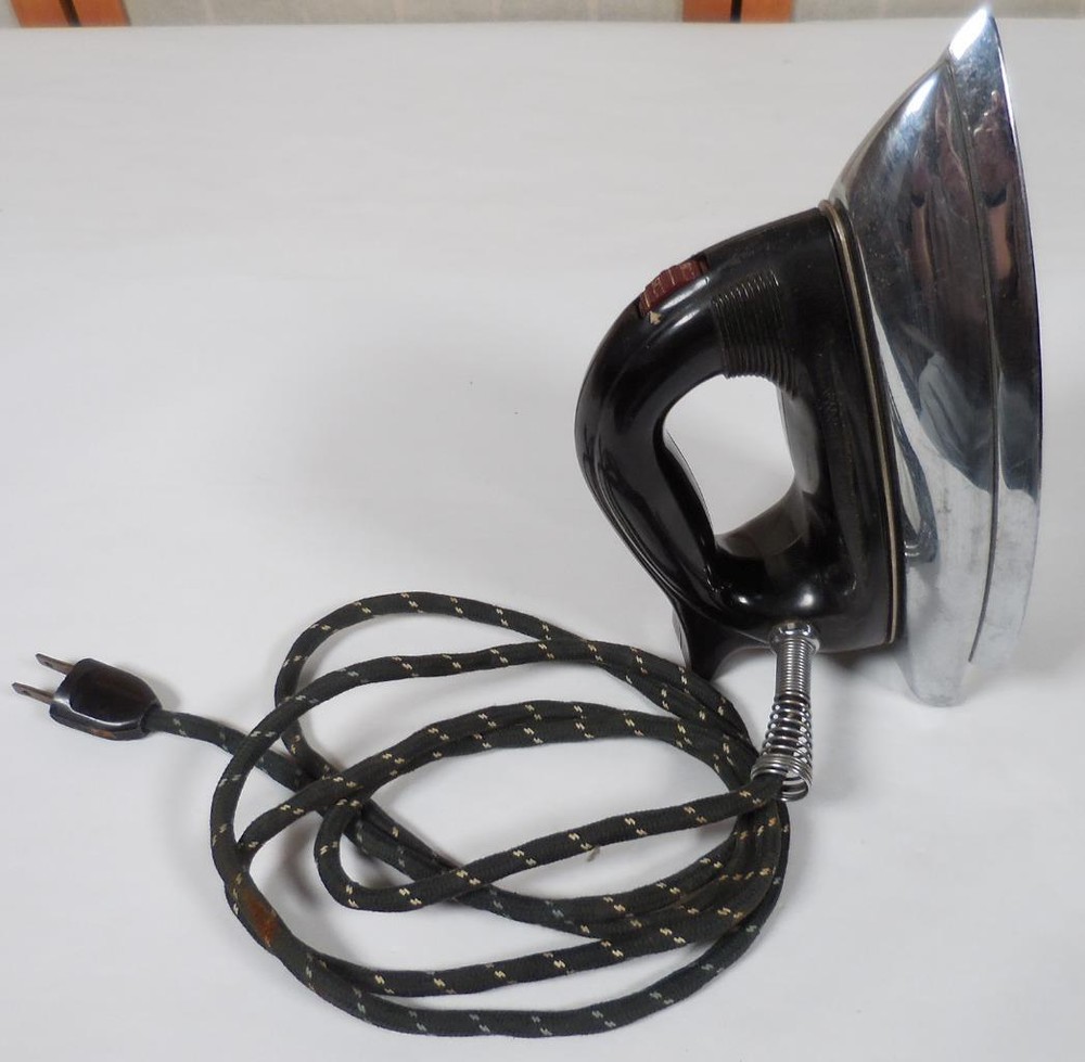 Sunbeam Ironmaster Vintage Iron Model A-4