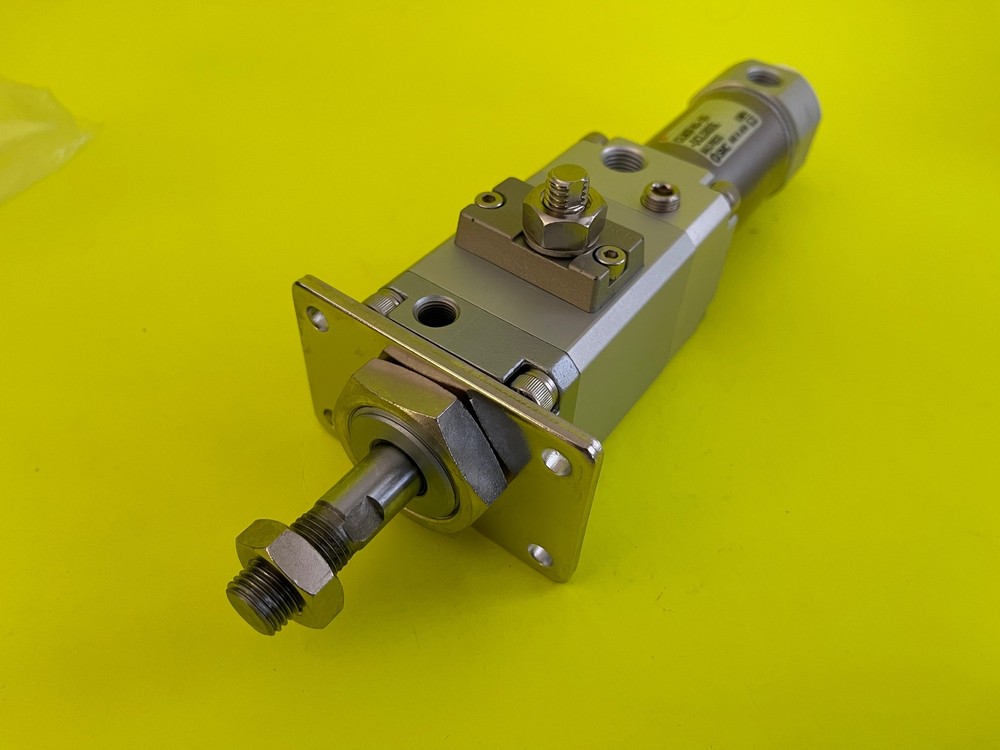 SMC CLM2F40-20-DCL0855 L - New