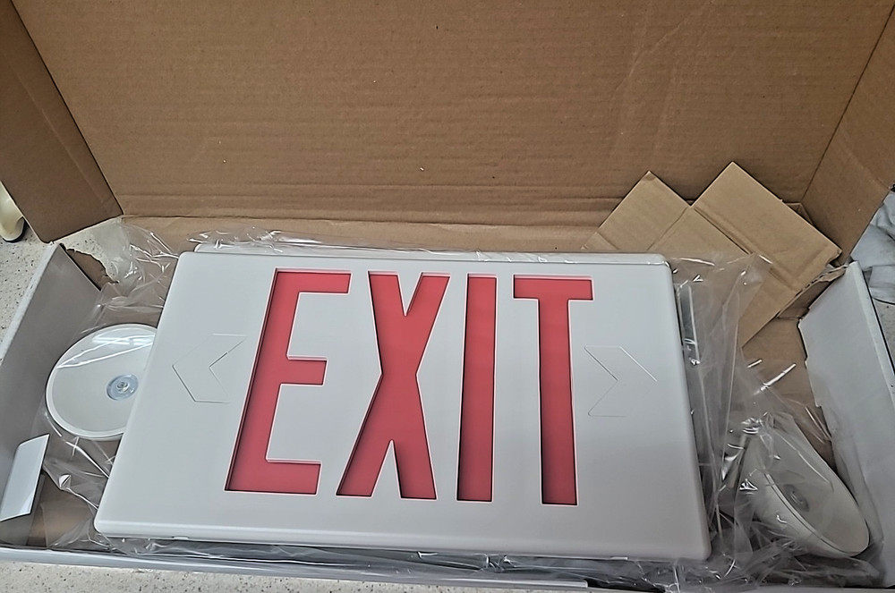 EmergencyLight Exit Sign Combo White Integrated LED Lighting 2 Head 2.5 Watt A1