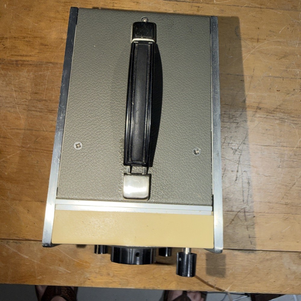 HP 209A 2 MHz Oscillator *READ*