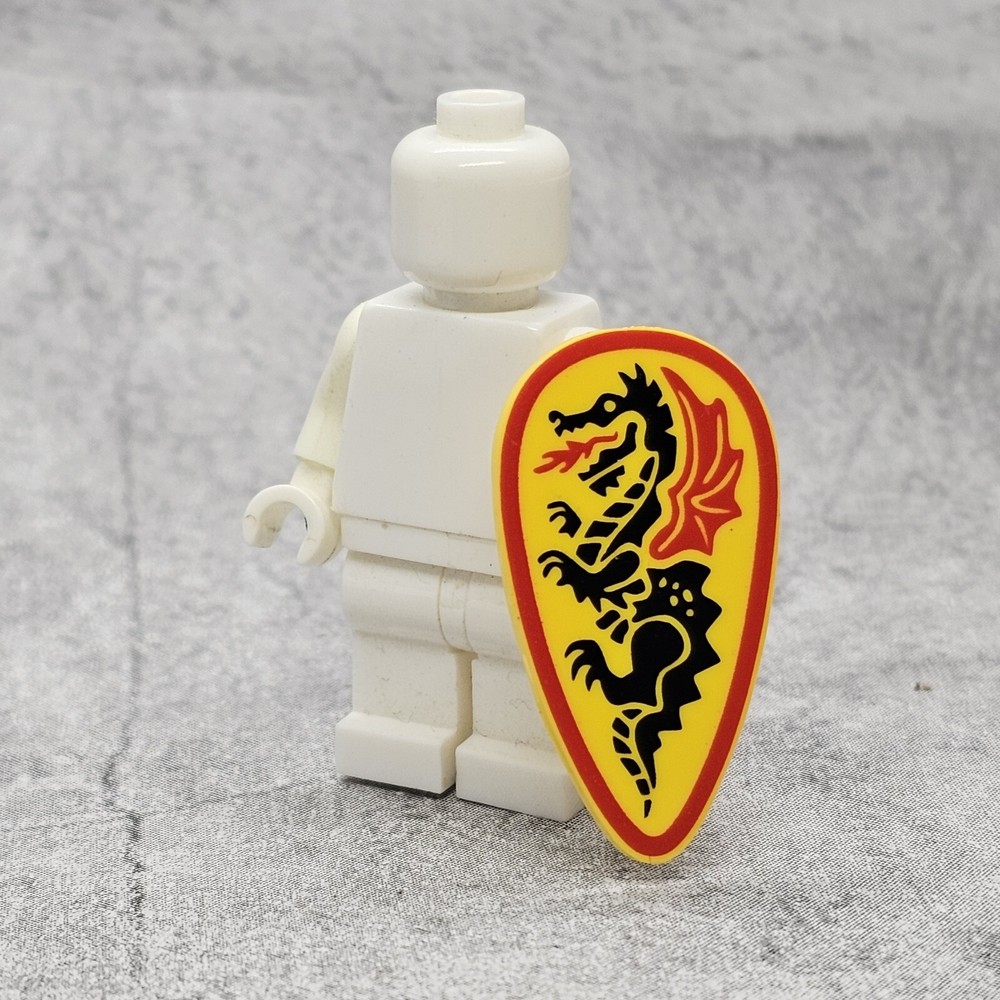 5pack Custom Classic Black Dragon Shield Accessory for Minifigure D11bds15