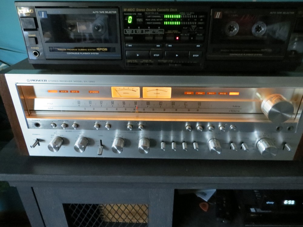 TEAC W-460C STEREO DOUBLE/DUBBING CASSETTE DECK