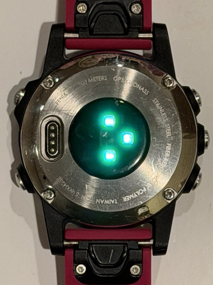 Garmin Fenix 5s - Includes Charger - TESTED and WORKING