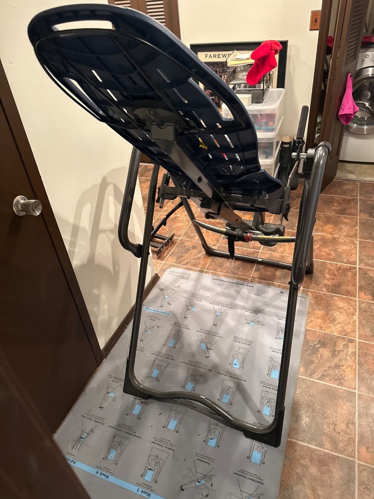 Teeter Hang UPS EP-560 Inversion Table With Back Pain Relief Kit