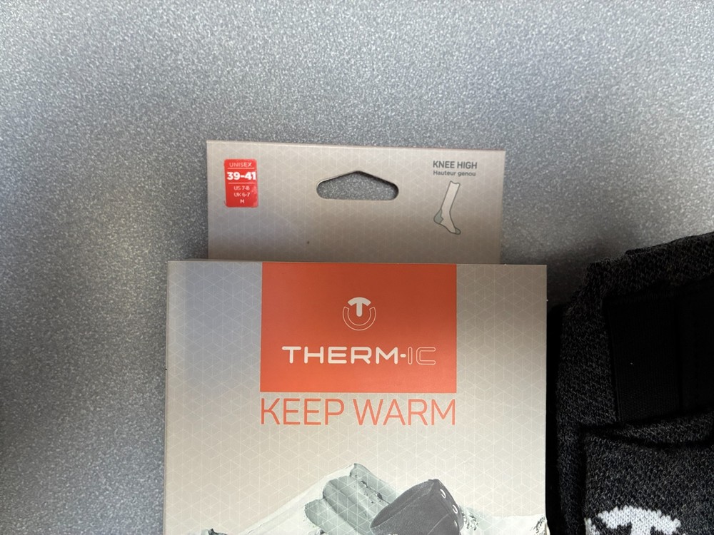 Therm-ic Bundle - Two heated ski socks + batteries