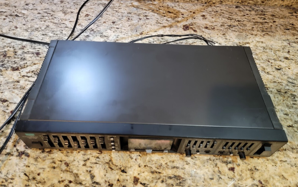 Sansui RG-710 Stereo Graphic Equalizer Consolette Multi Voltage