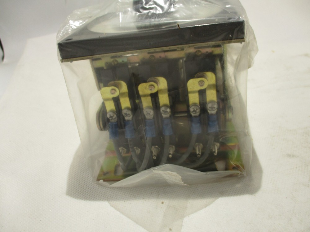 NEW EAGLE SIGNAL HA42A6C222 MICROFLEX TIMER 120V 0-120 SEC.