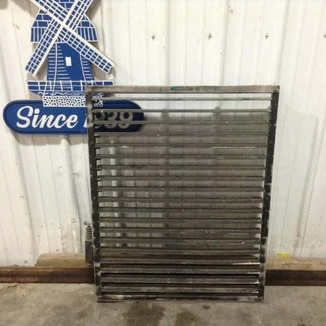 Kenworth C500 Grille - Used