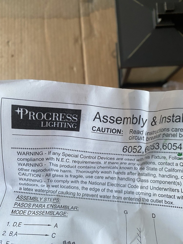 (MC72) Progress Lighting Wall Mount Hanging Light P6052-20