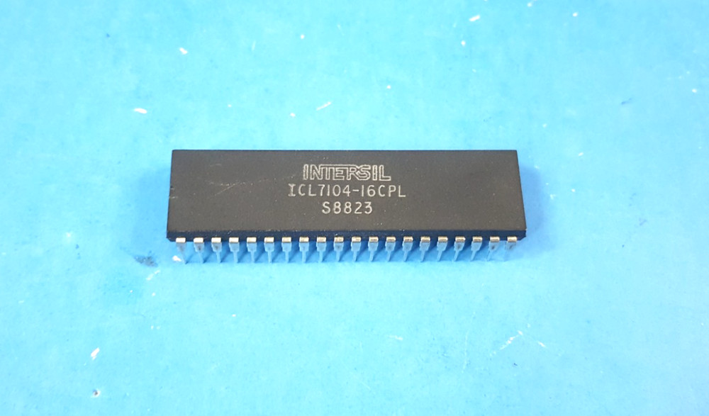 ONE- ADC Converter, ICL7104-16CPL, INTERSIL, PDIP40, 16-BIT