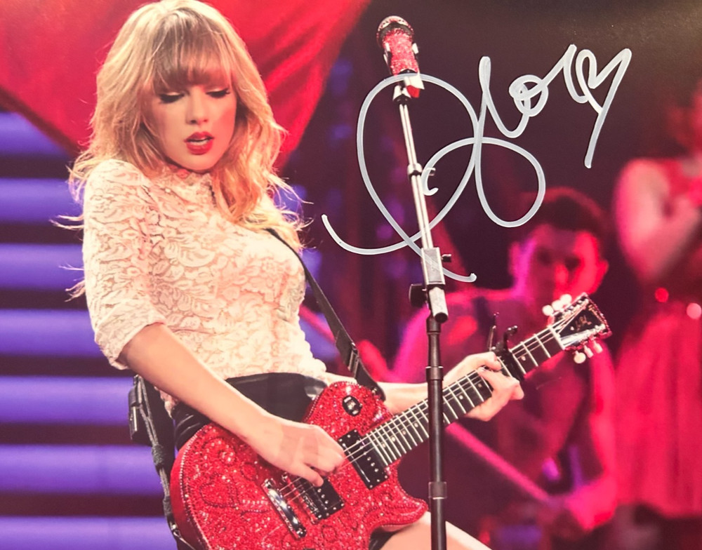 TAYLOR SWIFT Hand Signed 8x10 inch Original Autograph Authentic w/COA