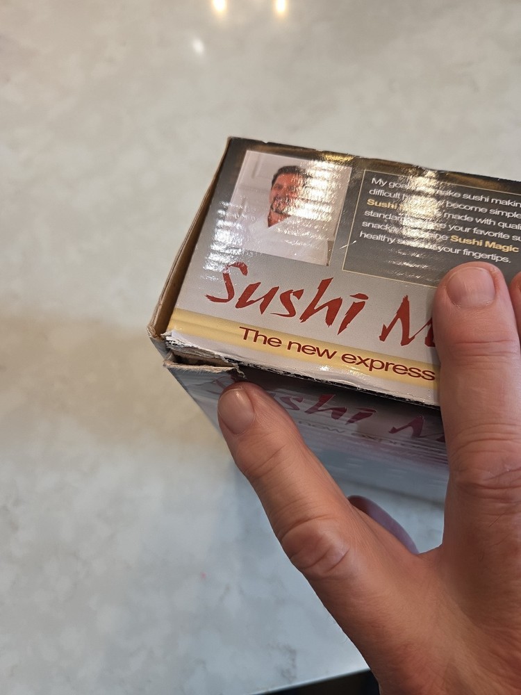 SUSHI MAGIC Hand Easy Auto Rolling Machine AS SEEN ON TV Express Kitchen Kit