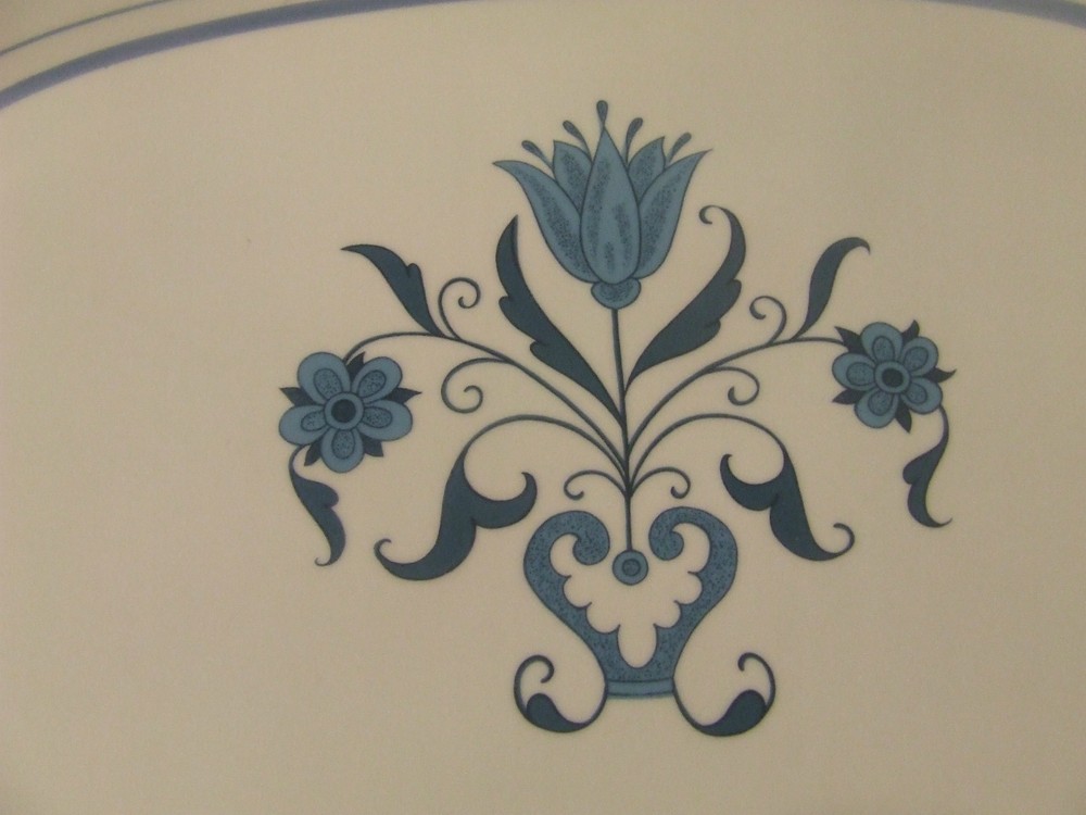 Noritake Blue Haven 9004 Oval Serving Platter EUC
