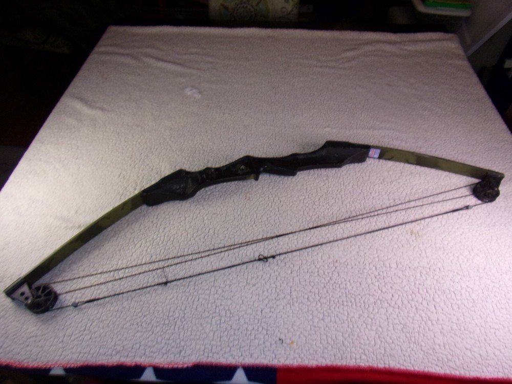 PSE Phaser Compound Bow