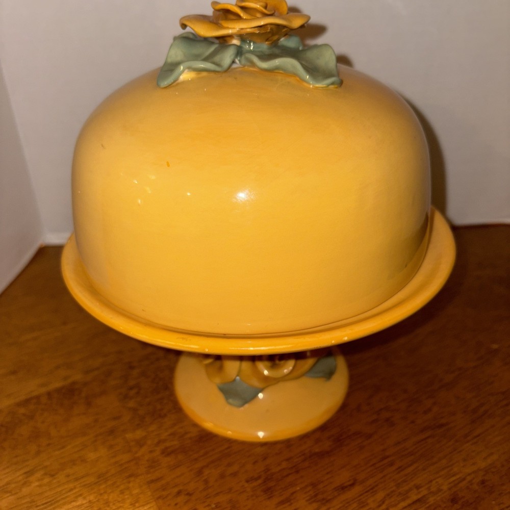 Studio B/by magenta/rose petal /Dome/ cake dish
