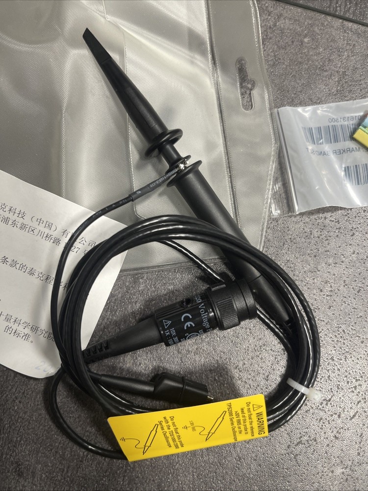 Tektronix P2220 Cable