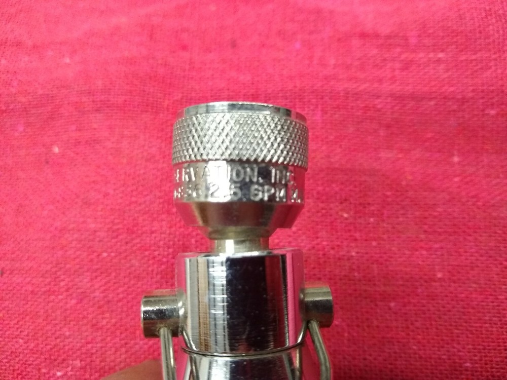 Shower head 2.5 GPM Fundamentals 2"W Showering on/off Function - Chrome