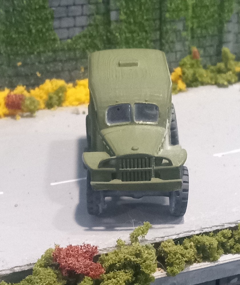 HO scale WW 2 Dodge Ambulance