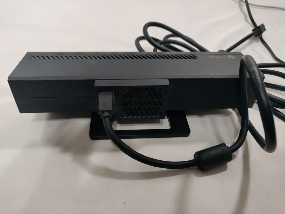 Microsoft Kinect Motion Sensor Camera for Xbox One, Model 1520 Tested Read Descr