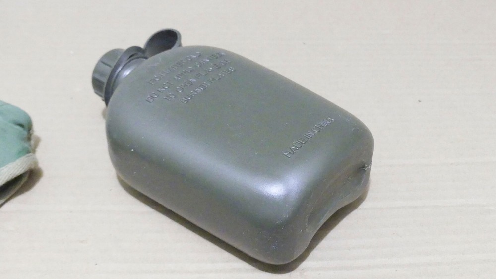 US MILITARY 1 QUART OD GREEN PLASTIC CANTEEN