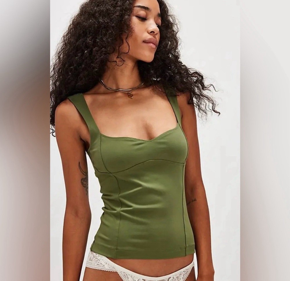 NWT Free People Intimately Somewhere Sometime Cami Womens L Green Basic Top