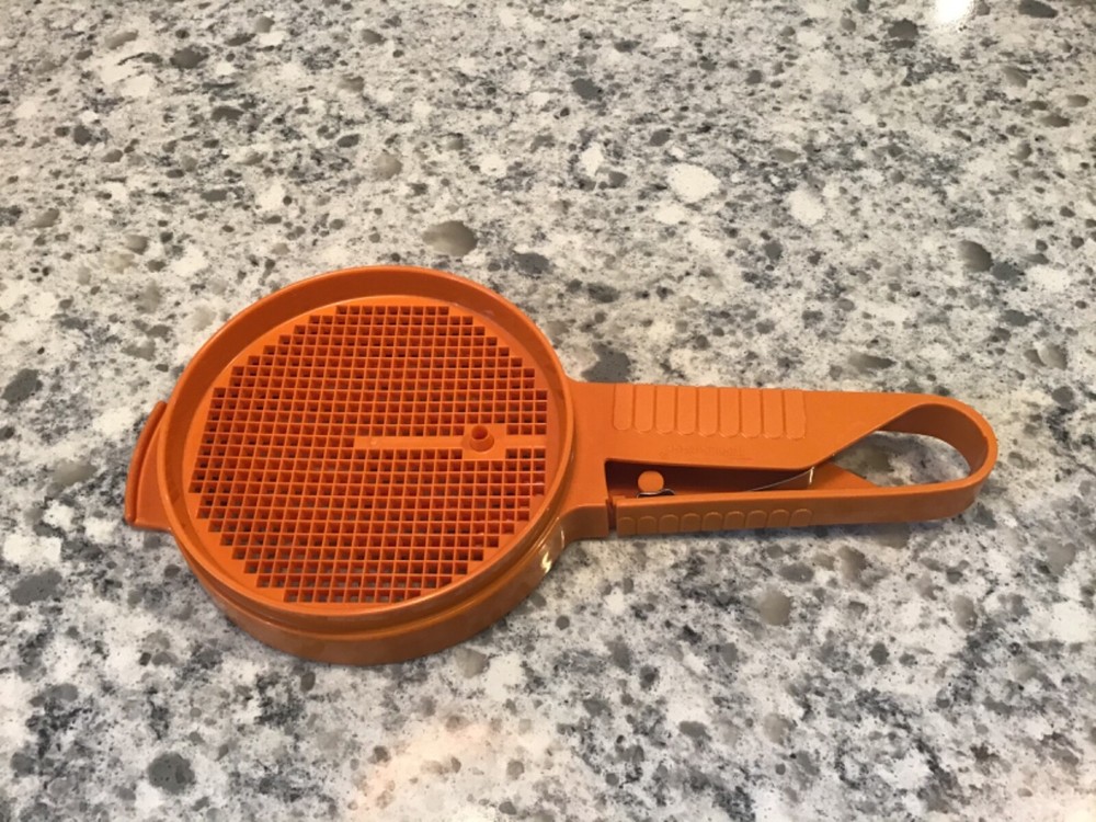 Vintage Tupperware Orange Hand Held Sifter #1689
