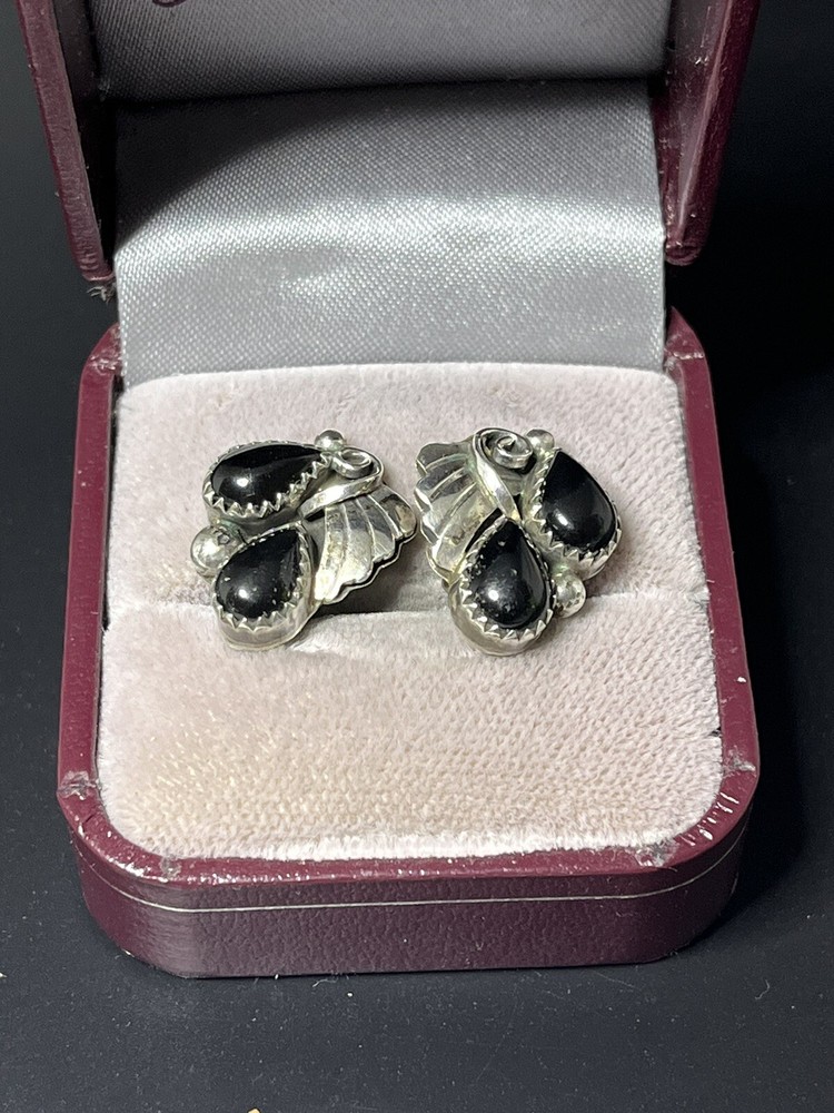 artesian Annie Chapo Navajo Serling Silver Earrings