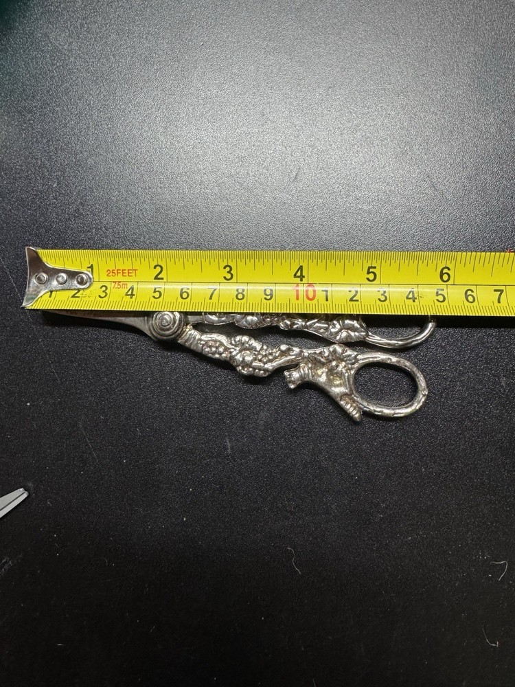 VTG Silver Plate Fox Decorated Vine Handle Grape Scissors - 6”