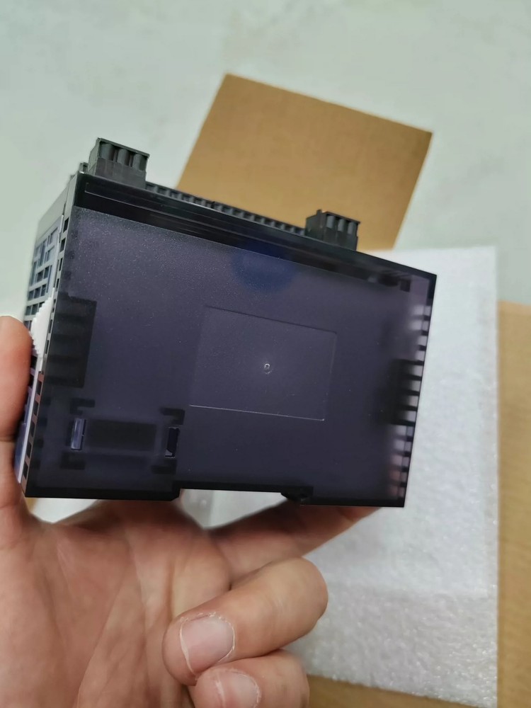 1pcs Xinje XL5E-32T4 Programmable Controller