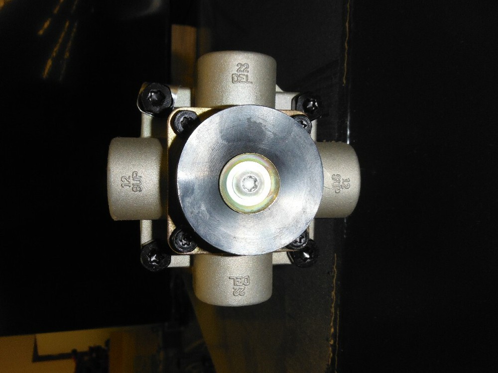 Bendix-Style 286171 Air Valve