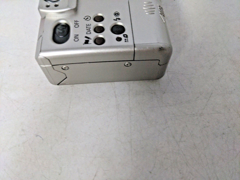 CANON CAMERA ELPH LT 260 - UNTESTED