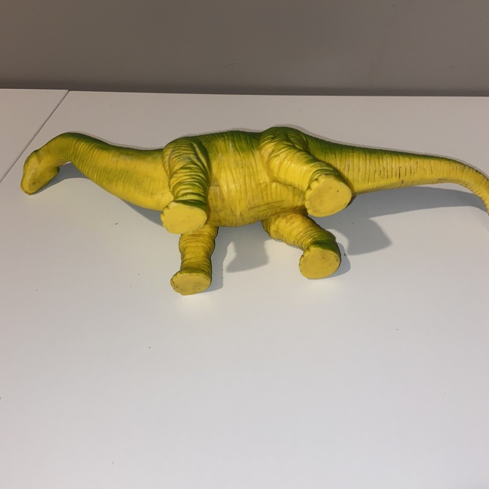 Vintage Learning Resources green yellow dinosaur Brontosaurus