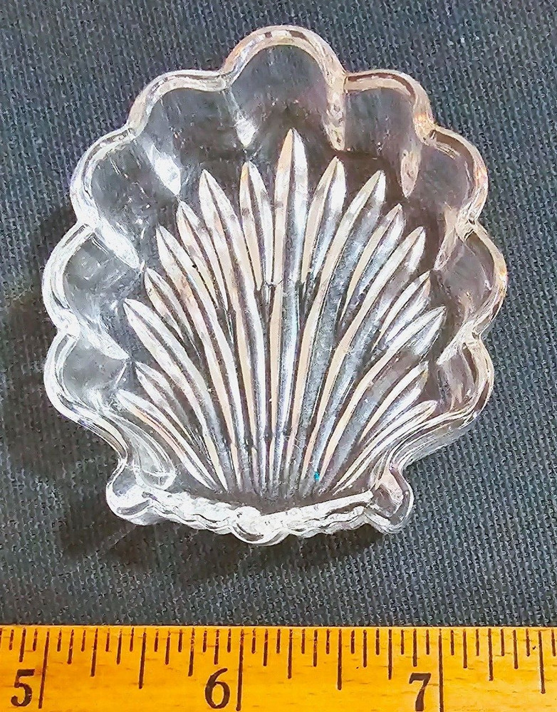 Nice Small Scalloped Bowl Trinket Candy Dish